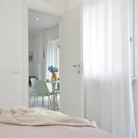 Apartament Attico Soleggiato Con Terrazza A Lido di Ostia